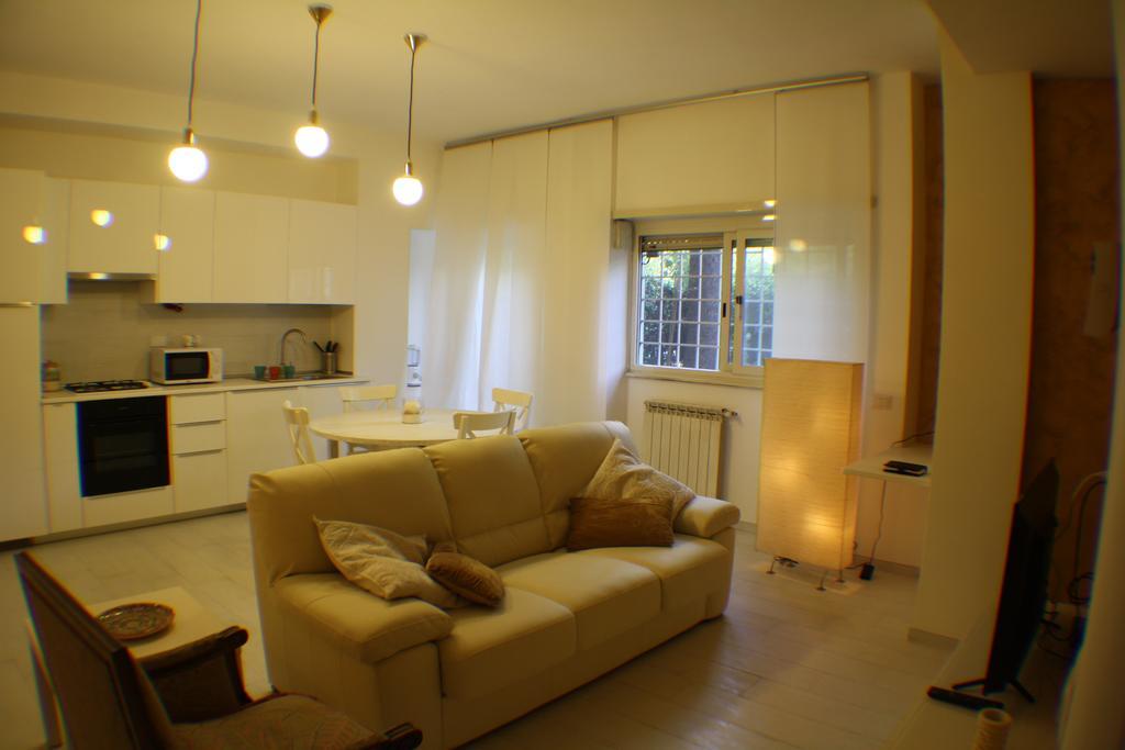 Conny'S Home Roma Rom bilde